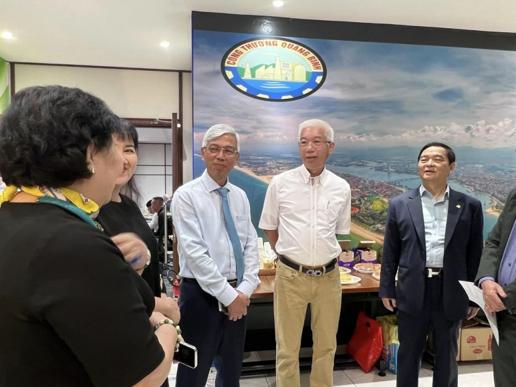 មជ្ឈមណ្ឌលតាំងពិព័រណ៍ទំនិញវៀតណាមនឹងត្រូវបង្កើតឡើងនៅប្រទេសកាណាដា មជ្ឈមណ្ឌលតាំងពិព័រណ៍ទំនិញវៀតណាមនឹងត្រូវបង្កើតឡើងនៅប្រទេសកាណាដា
