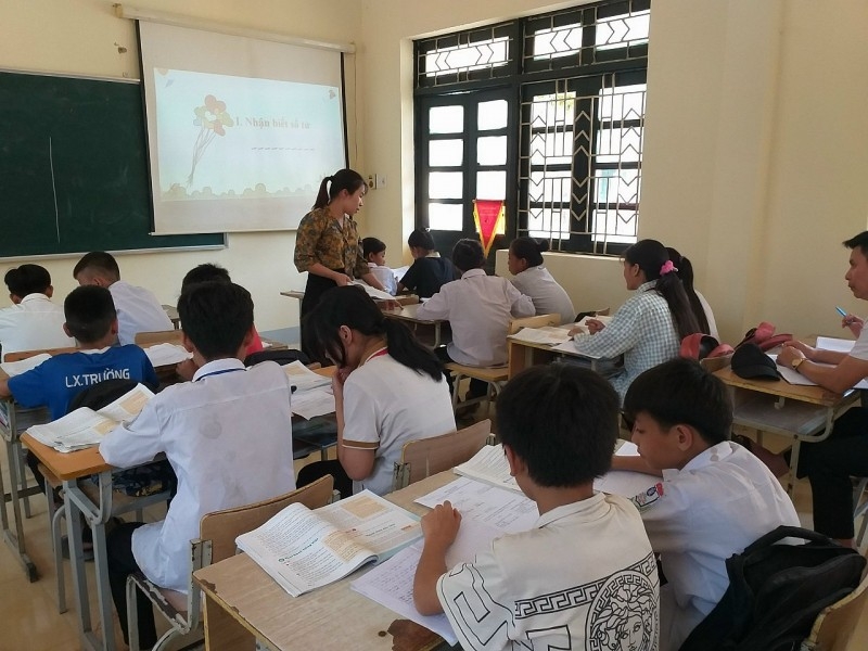 សាលាបឋមសិក្សា និងអនុវិទ្យាល័យជនជាតិភាគតិច Muong Luan គឺជាផ្ទះទីពីររបស់សិស្សជនជាតិ