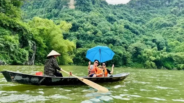 ການ​ທ່ອງ​ທ່ຽວ​ຫວຽດ​ນາມ ບືນຕົວຂຶ້ນ: 'ບົດດົນຕີປະສານສຽງ' ວັດ​ທະ​ນະ​ທໍາ, ທໍາ​ມະ​ຊາດ, ເຕັກ​ໂນ​ໂລ​ຢີ ​ແລະ​ ມະນຸດ