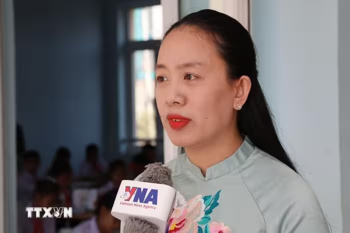 ສະຖານ​ທີ່ເສີມສ້າງໃຫ້​ບັນດາ​ລຸ້ນນັກຮຽນຫວຽດນາມ ​ແລະ ລາວ