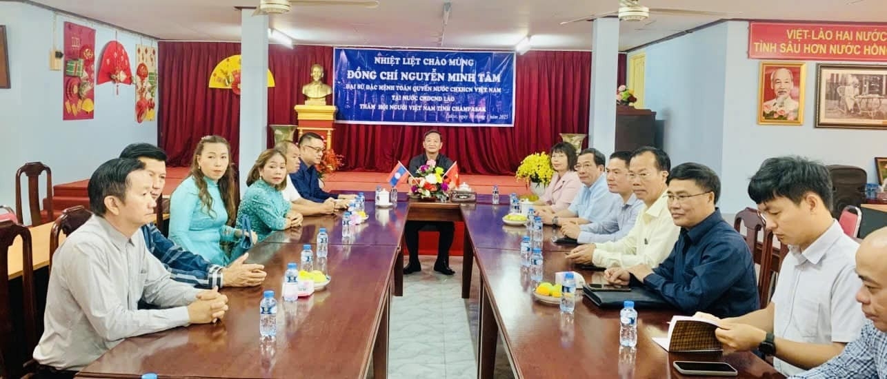 ຊາວຫວຽດນາມ ຢູ່ ຈຳປາສັກ (ລາວ) : ຮັກສາສີສັນ, ສະໜິດຕິດພັນກັບບ້ານເກີດເມືອງນອນ ຊາວຫວຽດນາມ ຢູ່ ຈຳປາສັກ (ລາວ) : ຮັກສາສີສັນ, ສະໜິດຕິດພັນກັບບ້ານເກີດເມືອງນອນ