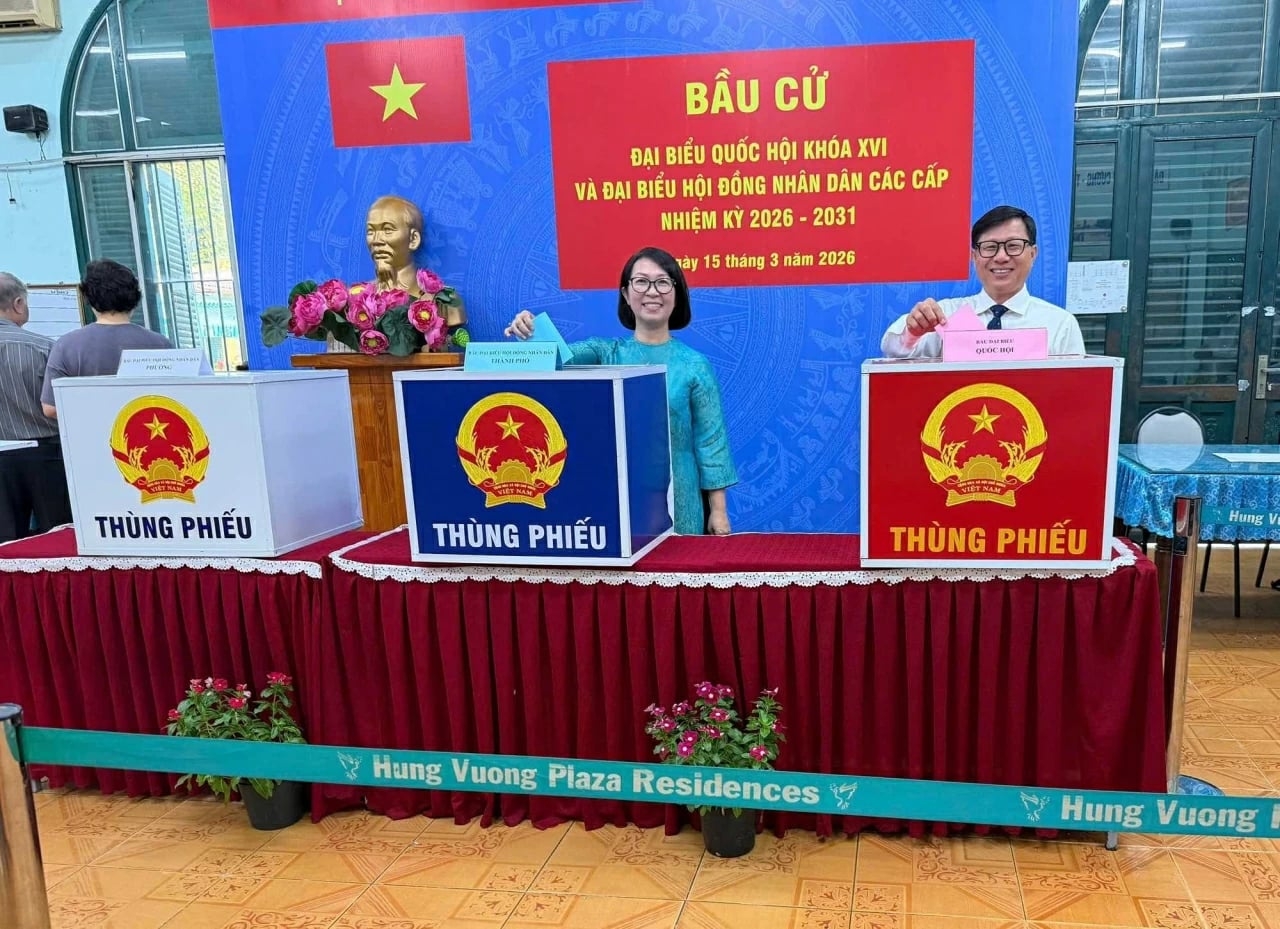 ຊາວຫວຽດນາມ ອາໄສຢູ່ຕ່າງປະເທດມີຄວາມພາກພູມໃຈທີ່ໄດ້ມີໂອກາດເຂົ້າຮ່ວມໂດຍກົງໃນການລົງຄະແນນສຽງໃນການເລືອກຕັ້ງສະພາແຫ່ງຊາດຊຸດທີ 16