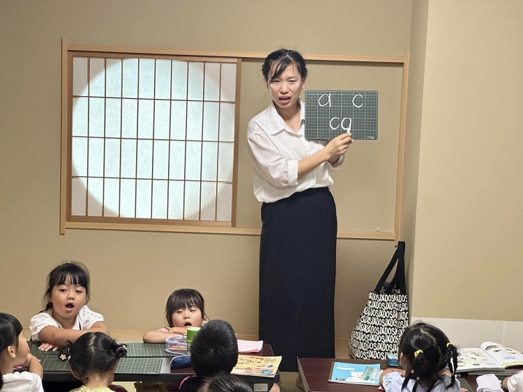 ຂໍ້​ລິ​ເລີ່ມ ​ແລະ ຂໍ້​ສະ​ເໜີ​ເພື່ອ​ປົກ​ປັກ​ຮັກສາ “ພາສາ​ແມ່​ທີ່​ຮັກ​ແພງ” ຂອງ​ເດັກນ້ອຍ ຫວຽດນາມ ຢູ່ ຍີ່ປຸ່ນ