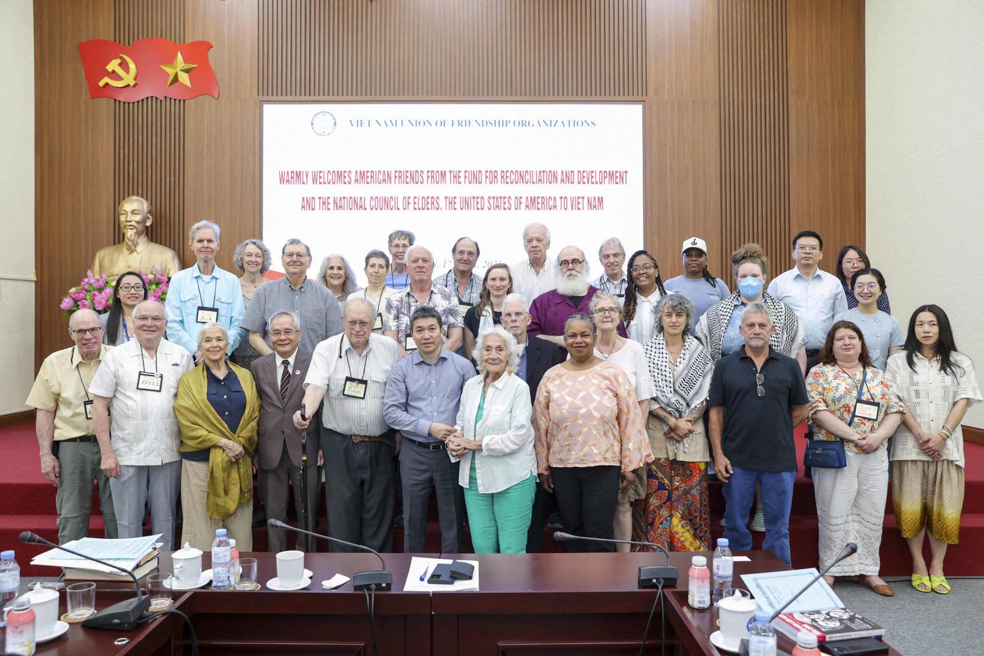 ຈິດໃຈຮ່ວມ​ມື, ຮັກ​ສາ​ສັນ​ຕິ​ພາບ ແມ່ນ​ຊັບ​ສິນ​ອັນ​ລ້ຳ​ຄ່າ​ຂອງ​ຊາວ​ຫວຽດ​ນາມ ແລະ ອາ​ເມ​ລິ​ກາ