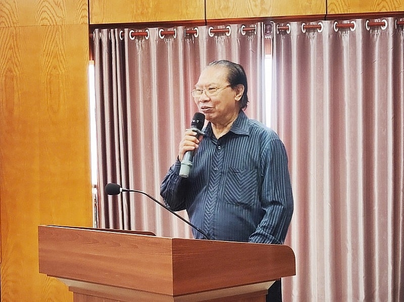 ຍູ້ແຮງວຽກງານຝຶກອົບຮົມເພື່ອພັດທະນາຂະບວນການພາສາສາກົນ ຍູ້ແຮງວຽກງານຝຶກອົບຮົມເພື່ອພັດທະນາຂະບວນການພາສາສາກົນ