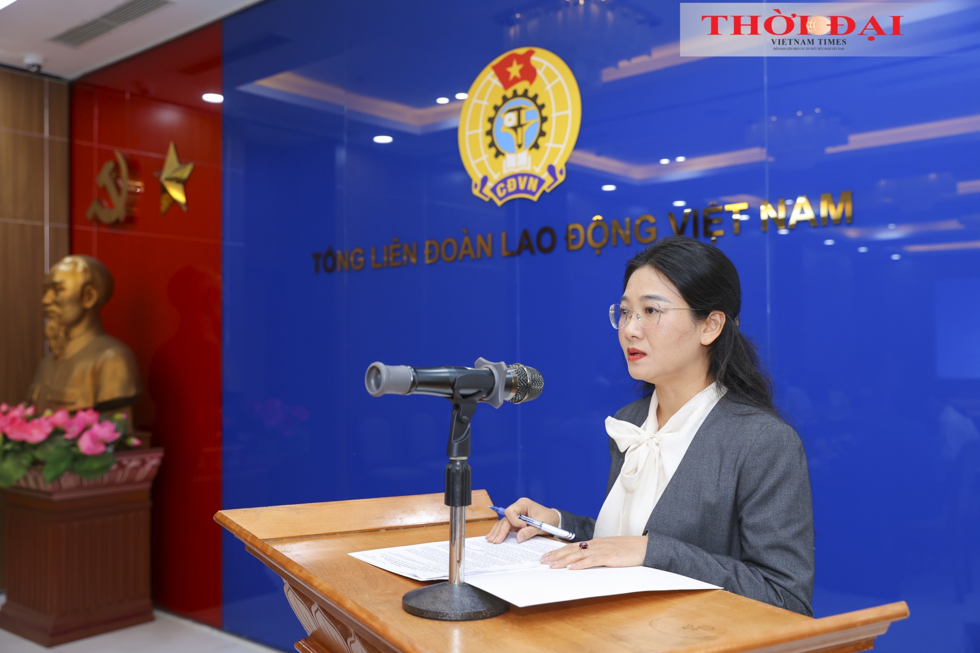 ນະວັດຕະກໍາການແຂງຂັນທີ່ຕິດພັນກັບວຽກງານທາງການເມືອງ, ເພີ່ມທະວີການປະສານງານທົ່ວກຸ່ມກ້ອນ