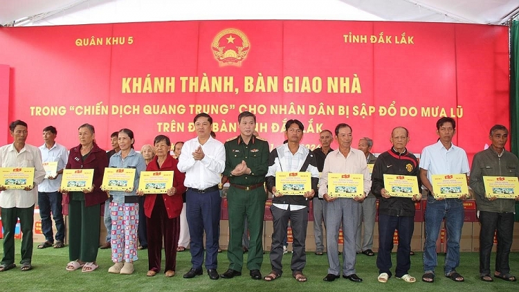 ບັນດາຫຼັງຄາເຮືອນທີ່ກັບຄືນມາ ພາຍຫຼັງໄພທຳມະຊາດ