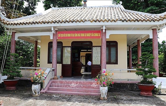 ເສີມຂະຫຍາຍຄຸນຄ່າທາງດ້ານວັດທະນະທຳ ແລະ ປະຫວັດສາດ ຂອງຫໍບູຊາ ປະທານ ໂຮ່ຈີມິນ ເສີມຂະຫຍາຍຄຸນຄ່າທາງດ້ານວັດທະນະທຳ ແລະ ປະຫວັດສາດ ຂອງຫໍບູຊາ ປະທານ ໂຮ່ຈີມິນ