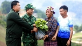 ຊາຍແດນຜູກພັນ, ພູນຄູນສ້າງສາຍພົວພັນມິດຕະພາບອັນພິເສດ ຫວຽດ - ລາວ