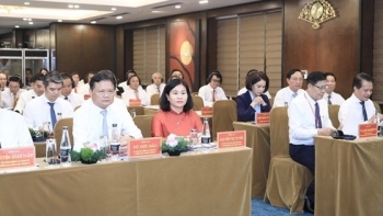 ເປີດຊຸດອົບຮົມບຳລຸງກ່ຽວກັບວຽກງານພັກ ແລະ ມະຫາຊົນ ໃຫ້ພະນັກງານນະຄອນຫຼວງ ວຽງຈັນ