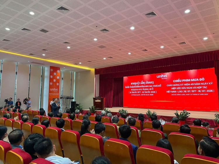 “ຝົນແດງ” ເຊື່ອມຕໍ່ຄວາມຊົງຈຳ, ເພີ່ມພູນຄູນສ້າງສາຍພົວພັນມິດຕະພາບ ຫວຽດນາມ - ລາວ “ຝົນແດງ” ເຊື່ອມຕໍ່ຄວາມຊົງຈຳ, ເພີ່ມພູນຄູນສ້າງສາຍພົວພັນມິດຕະພາບ ຫວຽດນາມ - ລາວ