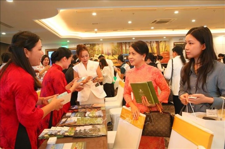 ຊຸກຍູ້ການຮ່ວມມືພັດທະນາການທ່ອງທ່ຽວ ຫວຽດນາມ ກັບບັນດາຄູ່ຮ່ວມມືສາກົນ ຊຸກຍູ້ການຮ່ວມມືພັດທະນາການທ່ອງທ່ຽວ ຫວຽດນາມ ກັບບັນດາຄູ່ຮ່ວມມືສາກົນ