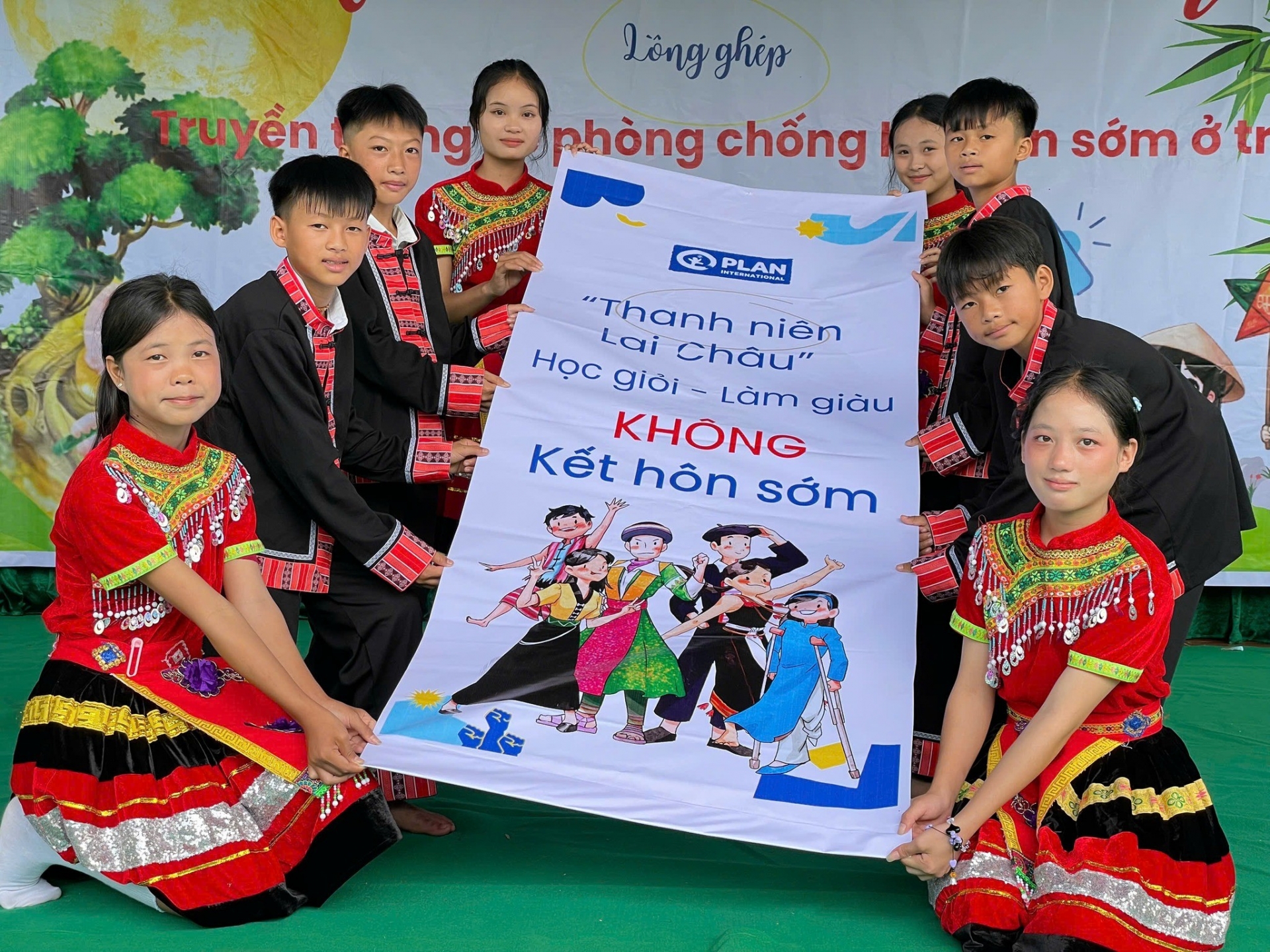 VUFO: ເປັນຂົວຕໍ່ຊ່ວຍ Plan International ເຜີຍແຜ່ຄຸນຄ່າໃຫ້ແກ່ເດັກນ້ອຍ ແລະ ຊຸມຊົນ