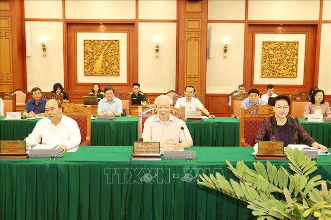 Tổng Bí thư, Chủ tịch nước chủ trì buổi làm việc với Ban Thường vụ Quân ủy Trung ương Chú thích ảnh
