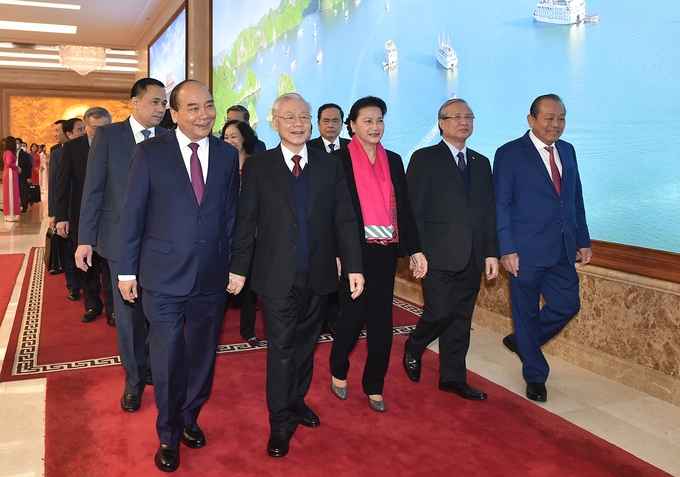 Thủ tướng: Kinh tế tiếp tục tăng trưởng cao, mọi người dân được hưởng thành quả