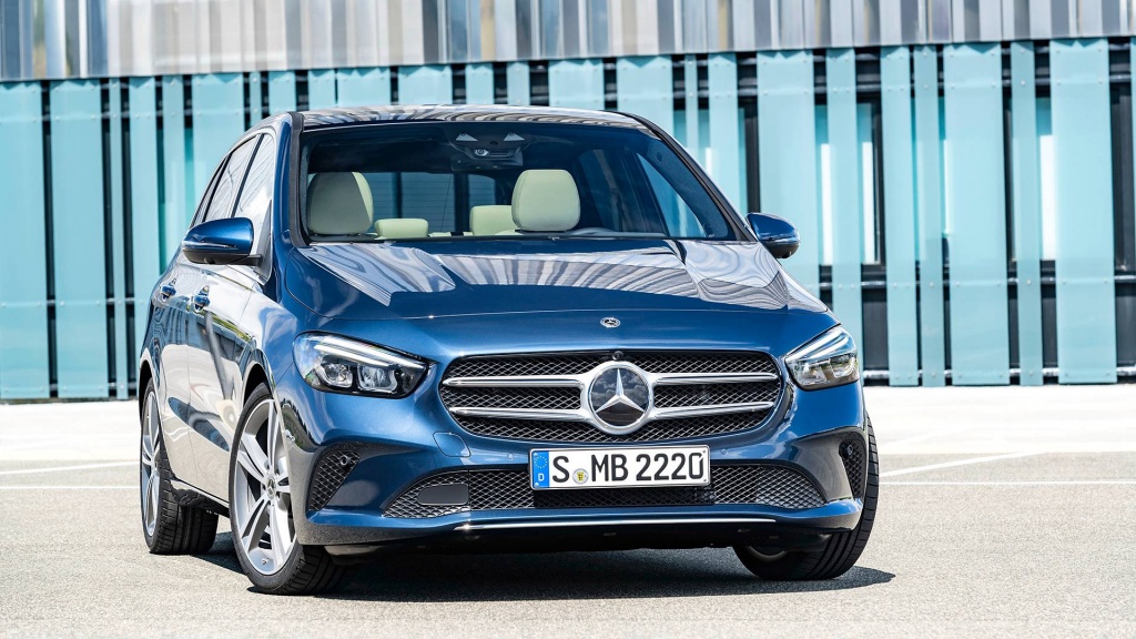 mercedes glb em trai glc gia chi 850 trieu sap ra mat