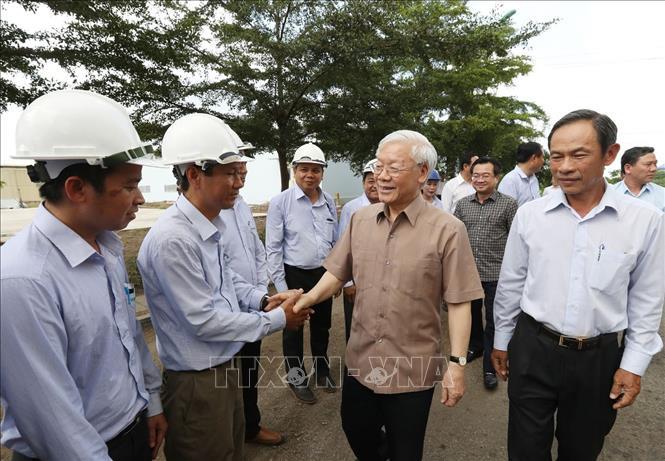 Hình ảnh Tổng Bí thư, Chủ tịch nước thăm, làm việc tại tỉnh Kiên Giang hinh anh tong bi thu chu tich nuoc tham lam viec tai tinh kien giang