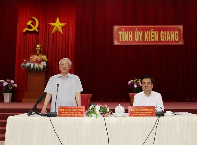 Hình ảnh Tổng Bí thư, Chủ tịch nước thăm, làm việc tại tỉnh Kiên Giang hinh anh tong bi thu chu tich nuoc tham lam viec tai tinh kien giang