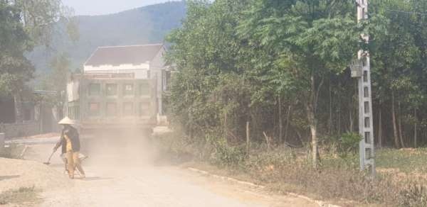 tu vu nao vet dap vung trang lo chuyen nha may gach mua dat chui