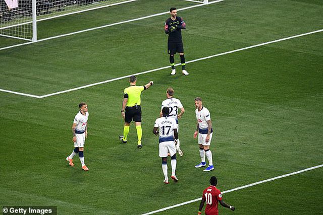 ẢNH: Liverpool đả bại Tottenham với tỷ số 2-0 anh liverpool da bai tottenham