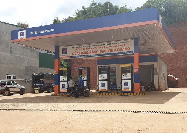 Tiết lộ bất ngờ của giới kinh doanh trước vụ triệt phá đường dây xăng giả “khủng” tiet lo bat ngo cua gioi kinh doanh truoc vu triet pha duong day xang gia khung