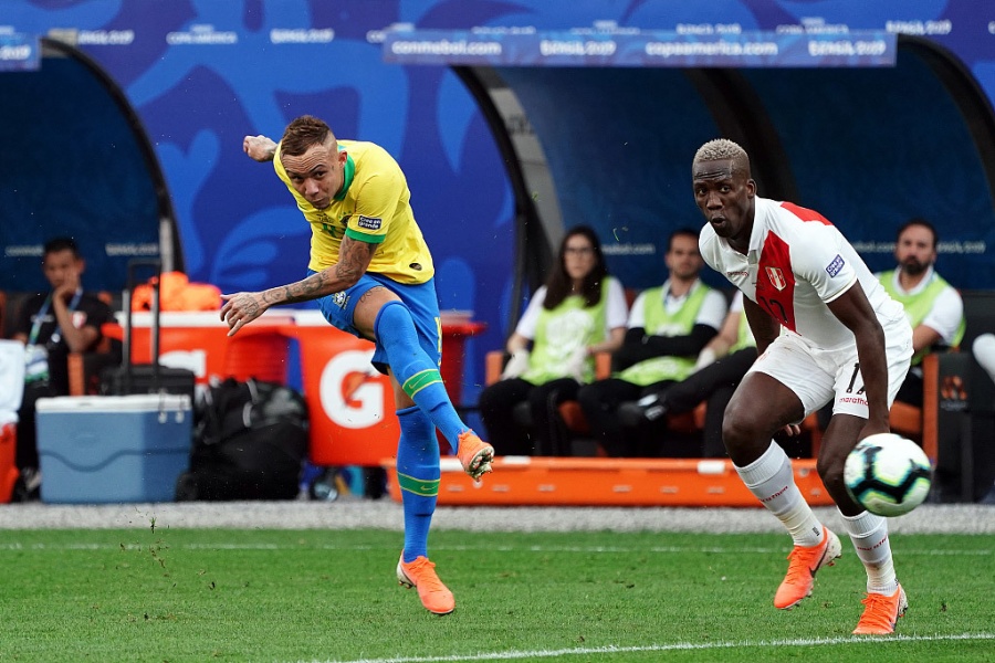 brazil se vo dich copa america 2019 nhu tuyen bo ham huc cua messi