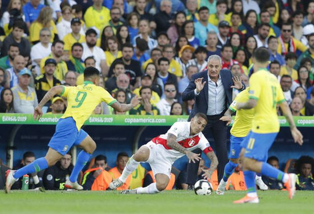 Hạ gục Peru đúng như tuyên bố của Messi, Brazil vô địch Copa America Hạ gục Peru đúng như tuyên bố của Messi, Brazil vô địch Copa America