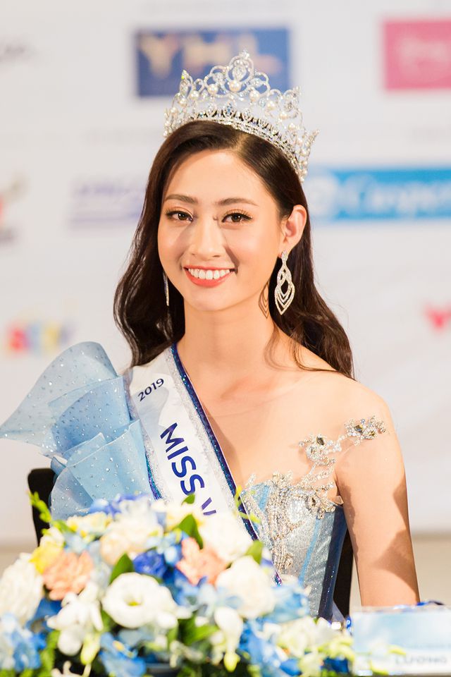 MC Nguyên Khang lên tiếng tin đồn Hoa hậu Lương Thuỳ Linh mua giải mc nguyen khang len tieng tin don hoa hau luong thuy linh mua giai