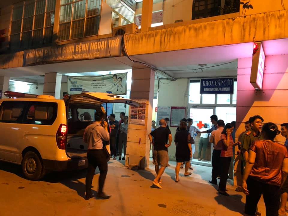 Vụ cháu bé trường Gateway tử vong trên xe: ‘Cháu nhà tôi có tàng hình thì các cô giáo vẫn phải nhìn thấy, sao lại quên cháu trên xe suốt 1 ngày trời" vu chau be truong gateway tu vong tren xe chau nha toi co tang hinh thi cac co giao van phai nhin thay sao lai quen chau tren xe suot 1 ngay tro