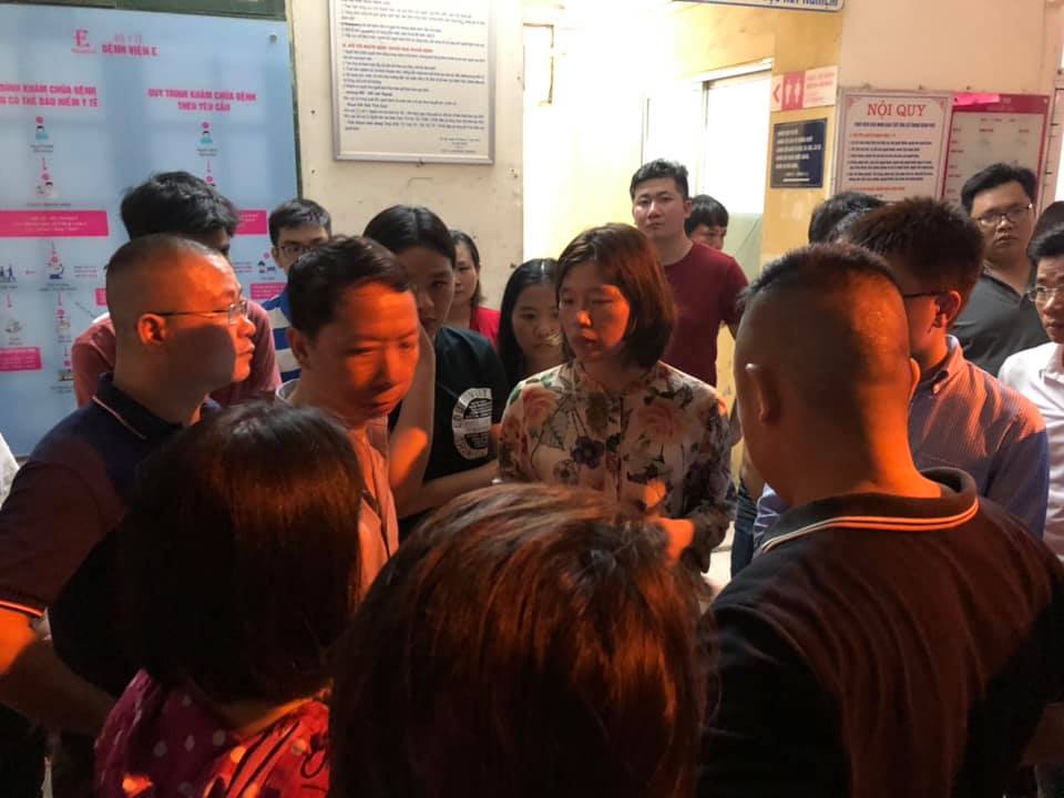 Vụ cháu bé trường Gateway tử vong trên xe: ‘Cháu nhà tôi có tàng hình thì các cô giáo vẫn phải nhìn thấy, sao lại quên cháu trên xe suốt 1 ngày trời" vu chau be truong gateway tu vong tren xe chau nha toi co tang hinh thi cac co giao van phai nhin thay sao lai quen chau tren xe suot 1 ngay tro