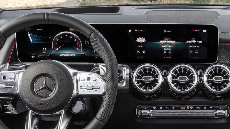 Mercedes-Benz GLB ra mắt Thái Lan, giá gần 2,1 tỷ đồng Mercedes-Benz GLB ra mắt Thái Lan, giá gần 2,1 tỷ đồng
