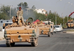 nga trien quan tai den thi tran syria nhu thoa thuan voi tho nhi ky gay ran nut trong nato