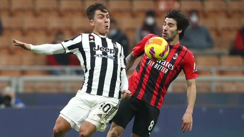 Ibrahimovic rời sân sớm, AC Milan hòa Juventus trên sân San Siro Ibrahimovic rời sân sớm, AC Milan hòa Juventus trên sân San Siro