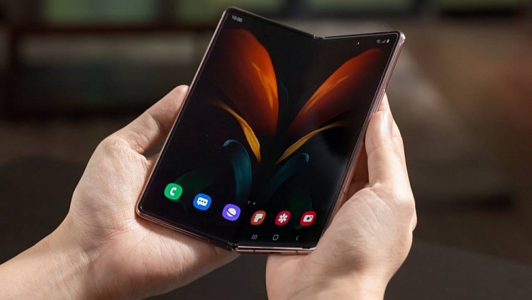 Samsung Galaxy Z Fold 2 lên kệ từ 18/9 với giá 1.999 USD samsung galaxy z fold 2 len ke tu 189 voi gia 1999 usd