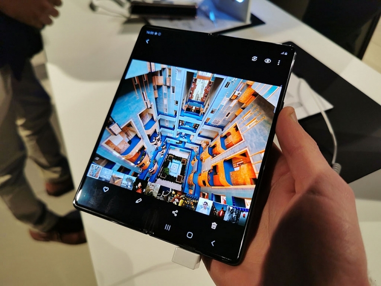 Samsung Galaxy Z Fold 2: Ưu và nhược điểm samsung galaxy z fold 2 uu va nhuoc diem 6