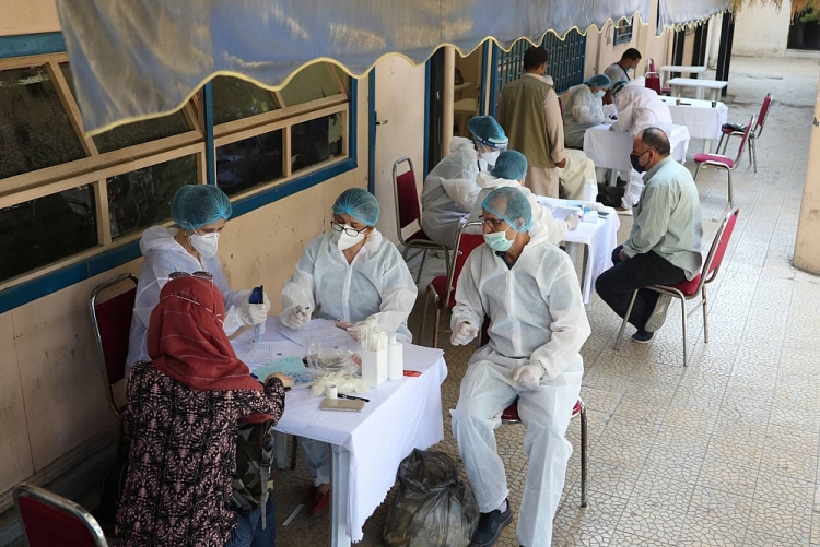 Hơn 200 nhân viên Liên Hợp Quốc ở Syria bị nhiễm COVID-19 hon 200 nhan vien lien hop quoc o syria bi nhiem covid 19