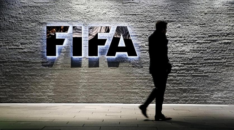fifa thong qua ung dung to cao hanh vi dan xep ty so trong bong da
