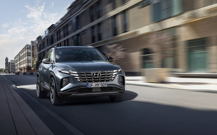 Hyundai Tucson 2021 ra mắt với phong cách táo bạo, tùy chọn hybrid và EV hyundai tucson 2021 ra mat voi phong cach tao bao tuy chon hybrid va ev 7