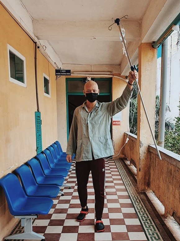 Bạn trai cũ của diễn viên Thuỳ Anh bị ung thư đã di căn ban trai cu cua dien vien thuy anh bi ung thu da di can