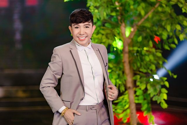 Long Nhật cải chính tin đồn bị bắt ở động mại dâm nam long nhat cai chinh tin don bi bat o dong mai dam nam