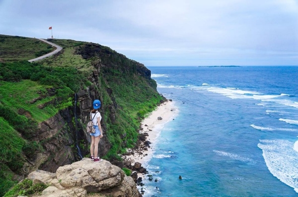 Du lịch tháng 3: Về Lý Sơn mùa tỏi, biển xanh, nắng vàng du lich thang 3 ve ly son mua toi bien xanh nang vang