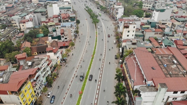 Đường phố Hà Nội vắng lặng trong mùa dịch Covid-19 duong pho ha noi vang lang trong mua dich covid 19