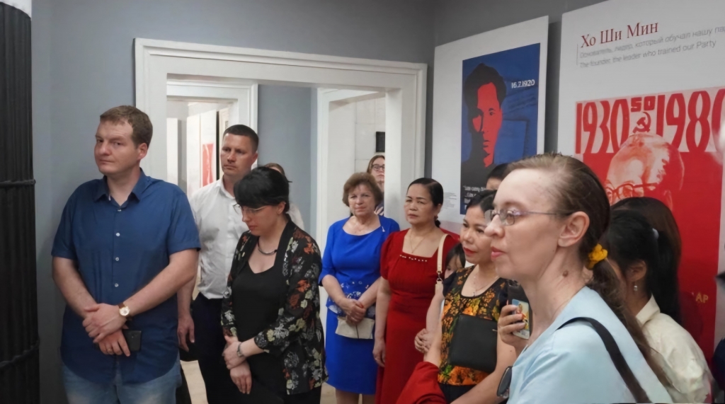 Выставка, посвященная президенту Хо Ши Мину, в родном городе В.И. Ленина