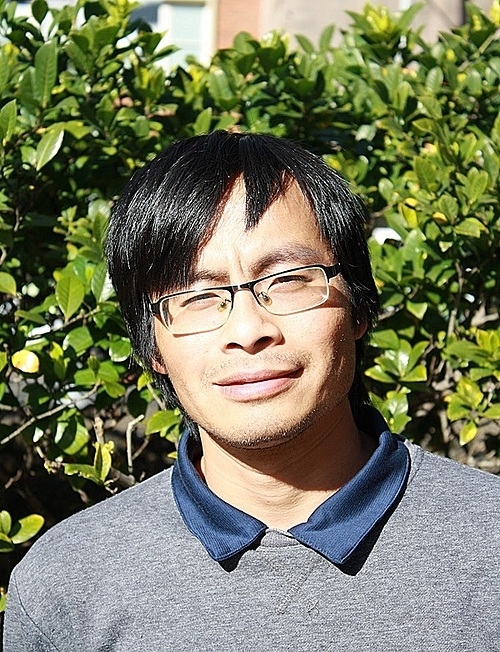 Vietnamese researcher successfully uses shrimp, crab shells to remove antibiotics from water 3813-vietnamese-researcher-uses-crabs-and-shrimps-shells-to-remove-antibiotics-in-water