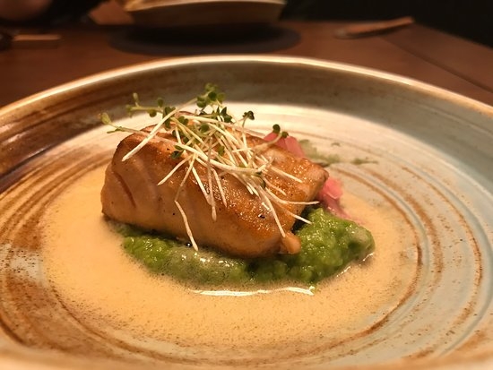 Two Vietnamese eateries into Asia's 100 best restaurants 2021 2552-2-vietnamese-representatives-into-asia-100-best-restaurants
