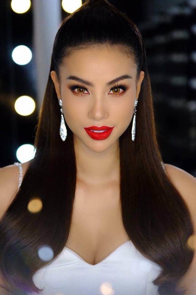 Những 'đóa hoa' nở muộn trong showbiz Việt nhung doa hoa no muon trong showbiz viet