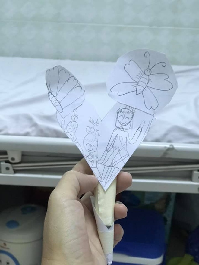 Mai Phương bị sụt cân, thở khó vì ung thư phổi chuyển biến xấu mai phuong bi sut can tho kho vi ung thu phoi chuyen bien xau
