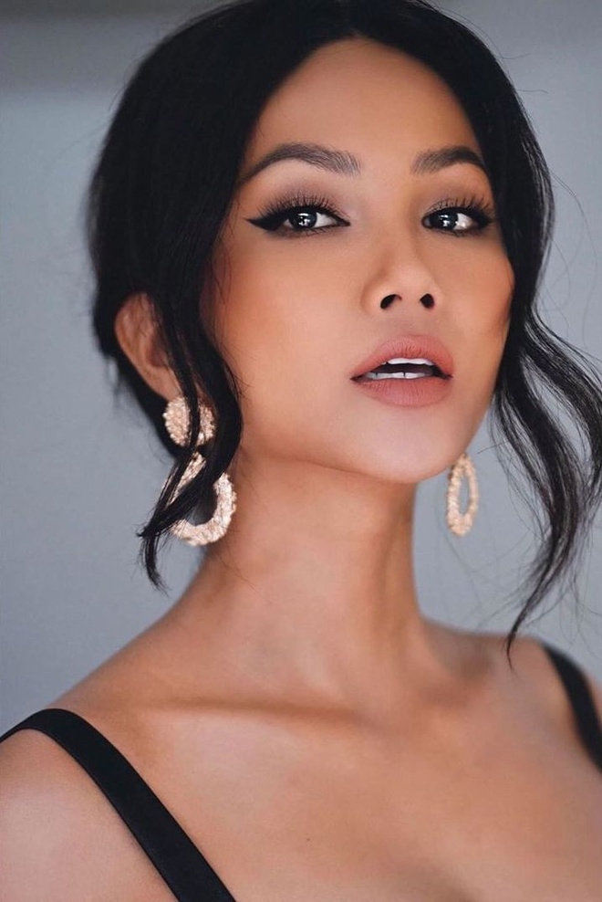 H'Hen Niê bị chấn thương khi đóng phim, tiết lộ chưa muốn kết hôn hhen nie bi chan thuong khi dong phim tiet lo chua muon ket hon