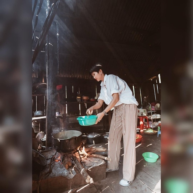 sao viet tro thanh vua dau bep trong mua dich covid 19
