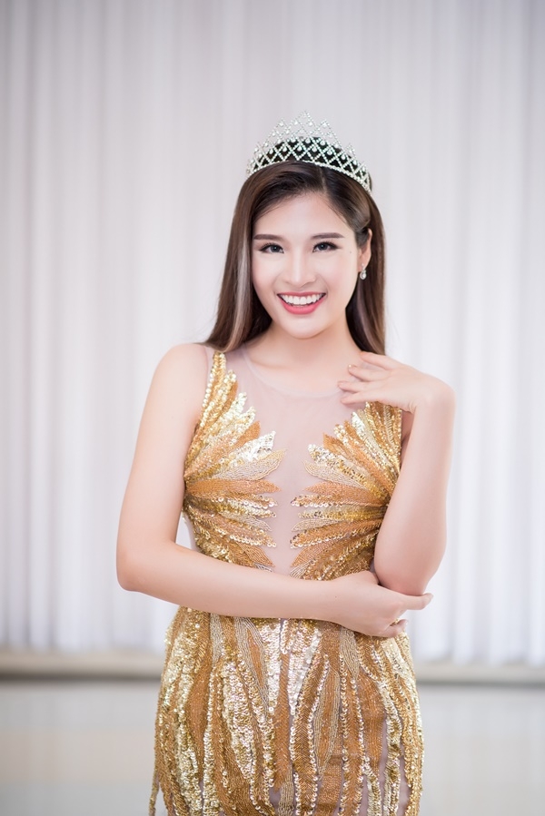 Từ bỏ hào quang nhưng bị chồng phản bội, Hoa hậu trở thành mẹ đơn thân tu bo hao quang nhung bi chong phan boi hoa hau tro thanh me don than